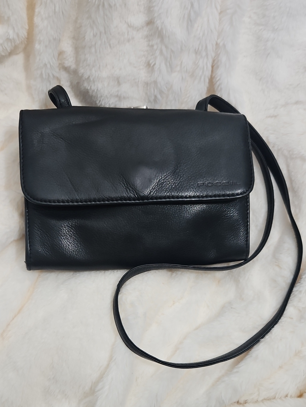 Fossil Black Leather Organizer Crossbody Bag 3 Compartment Kisslock Wallet